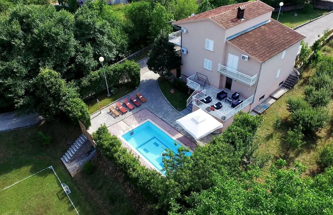 Villa Glorija-1