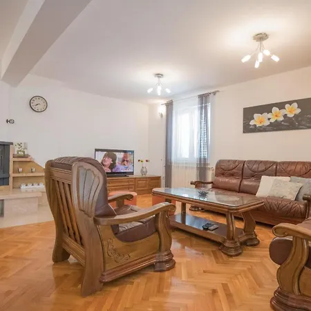 Villa Glorija-2